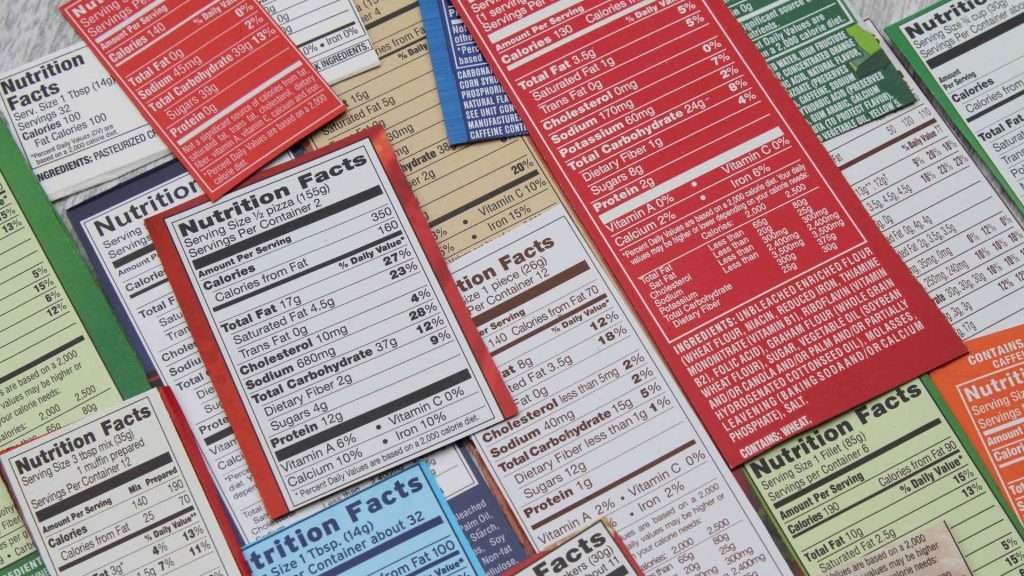 It is crucial to create labels that are easy to read and understand. It is important to ensure that the design and layout of the label are legible and clear.